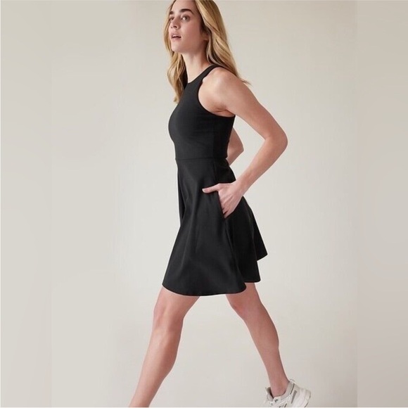 NEW Athleta Conscious Dress Size Medium - Picture 2 of 9